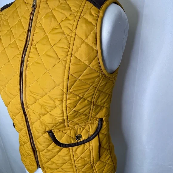 NWOT Hollyland Puffer Vest | Size Small - Picture 5 of 5